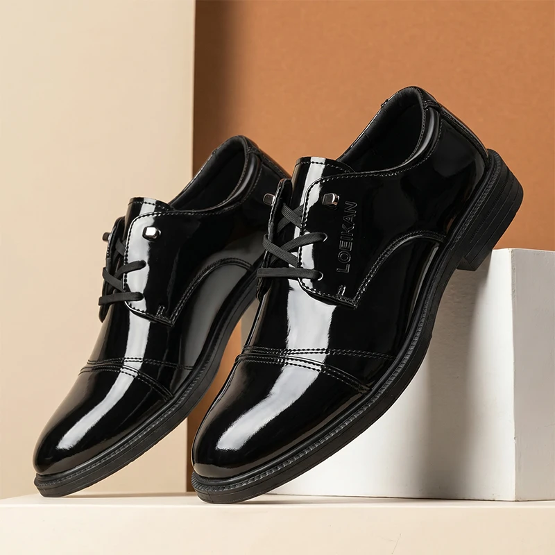 Monk Strap Shoe - รองเท้าหนังผู้ชายแบบมังค์สแตรปเงางาม หัวเข็มขัดเดี่ยว สีดำ สำหรับงานทางการ ธุรกิจ และงานเลี้ยง