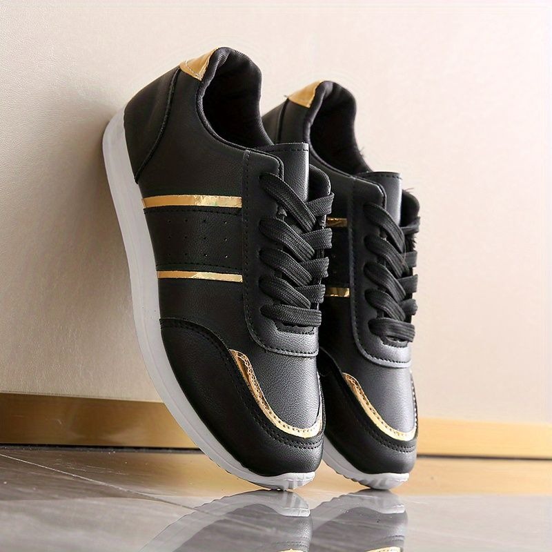 ใหม่มาถึงรองเท้าผ้าใบสําหรับสต - Casual Sneaker Low บทวิจารณ์และราคา