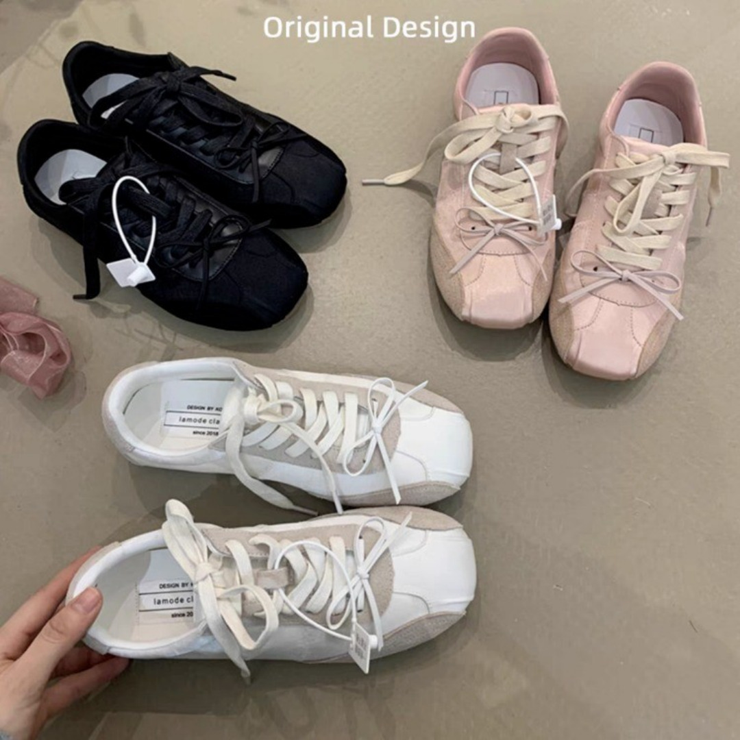 รองเท้าผ้าใบสีขาวผูกเชือกสไตล์ - Casual Sneaker Low บทวิจารณ์และราคา
